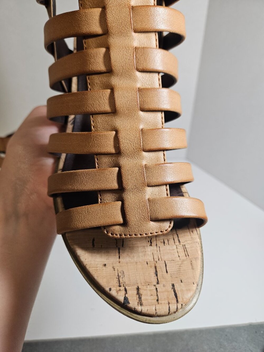 White Mountain Heel Sandal - Picture 7 of 9